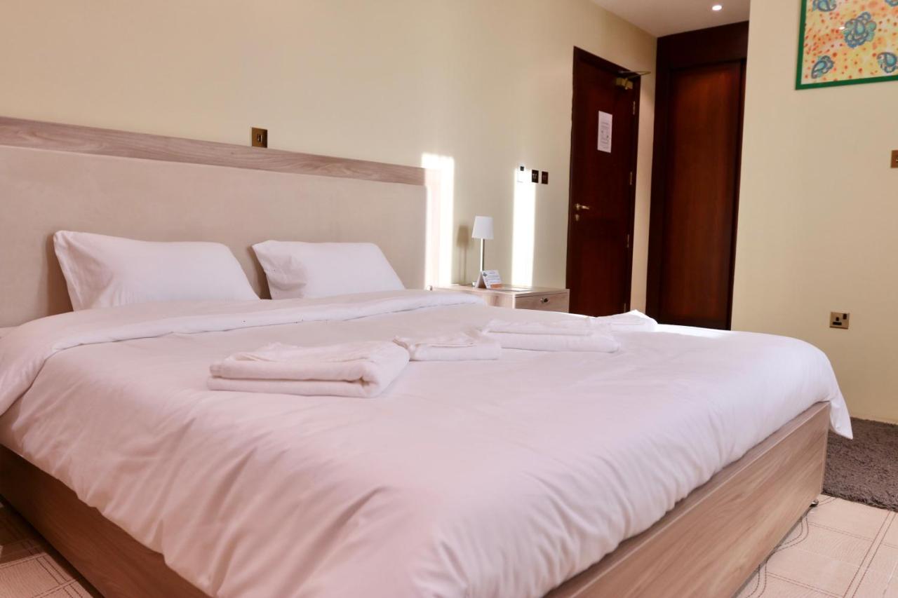 Qatar Youth Hostels 도하 외부 사진